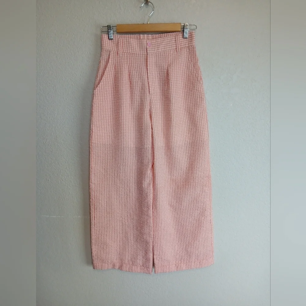 💚5/$25 Pink & White Gingham High-Waisted Wide Leg Pants By Take It Vintage